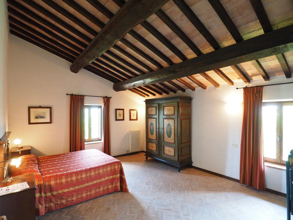 Agriturismo Piano Grande Avigliano Umbro Δωμάτιο φωτογραφία
