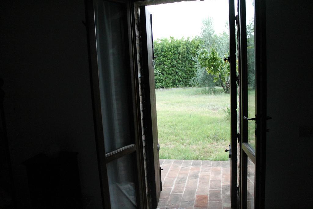 Agriturismo Piano Grande Avigliano Umbro Δωμάτιο φωτογραφία